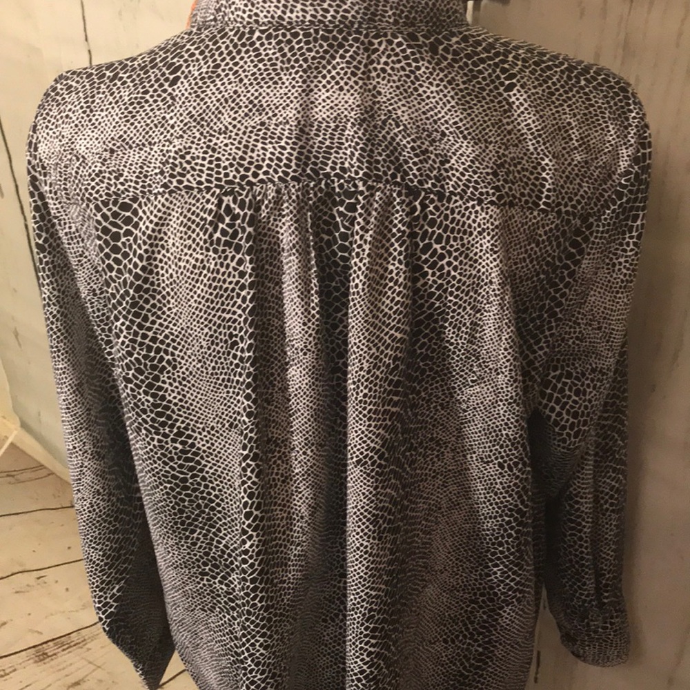 Blouse - Picture 4 of 4